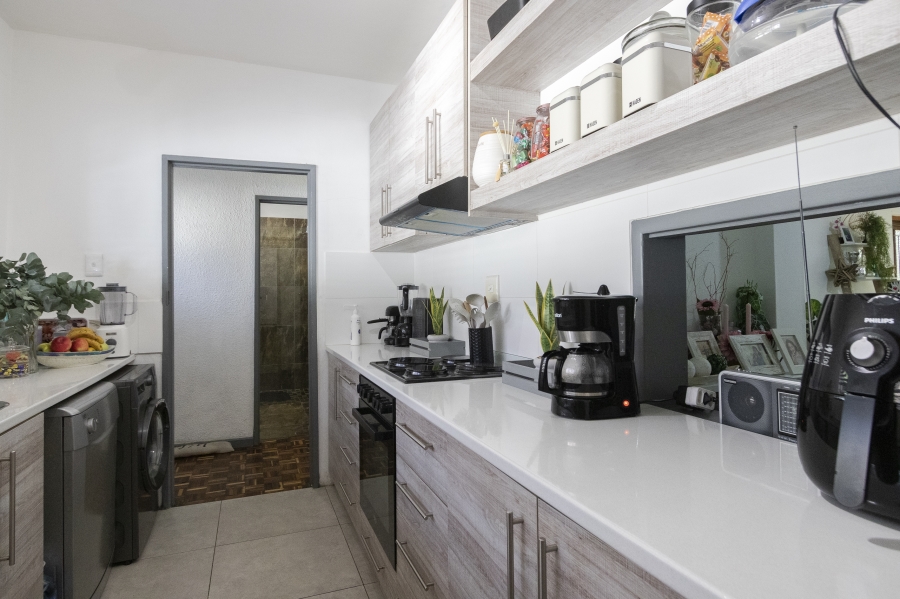 1 Bedroom Property for Sale in Audas Estate Western Cape